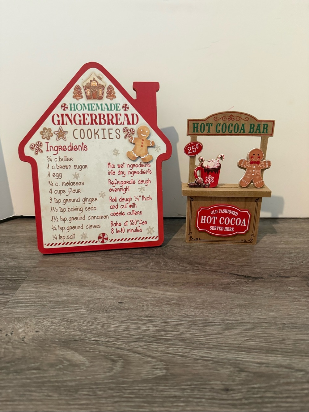 Adorable Gingerbread Cookies Recipe Sign and Hot Cocoa Bar Booth Decor- NWT